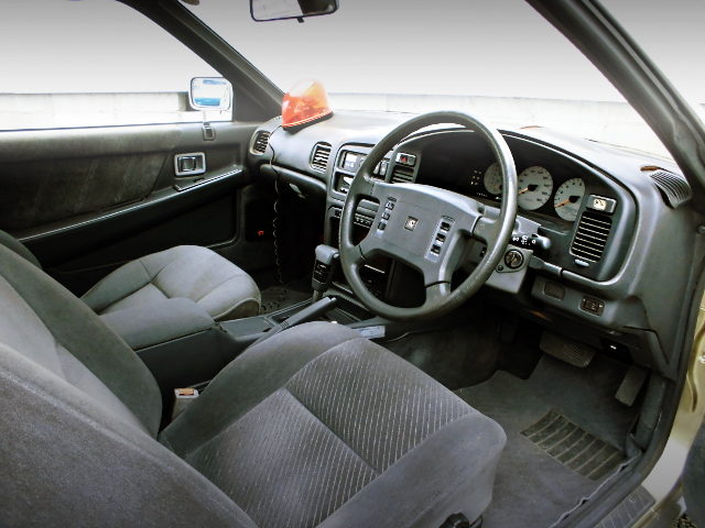 あぶない刑事・覆面F31レパード仕上げ!前期化＆ゴールドツートン!後期