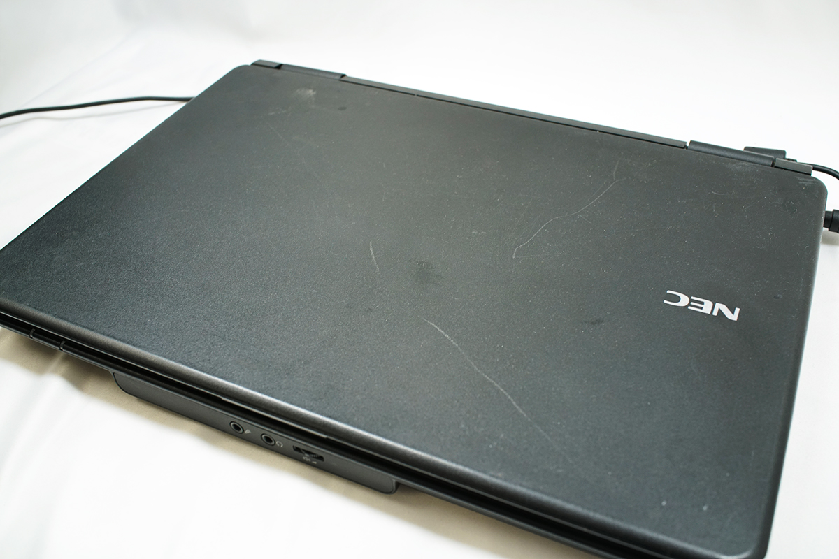ジャンク品ノートパソコン NEC PC-VK16 15.6インチ / Used Fun