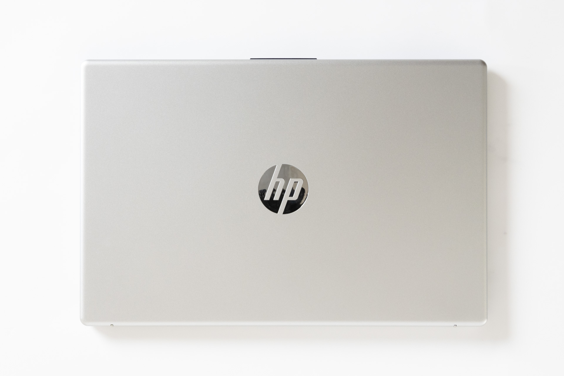 HP 15-fc(AMD)レビューJIS配列でテンキー付きのスタンダードノートPC