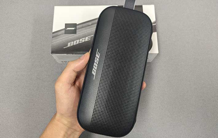 このサイズで鳴っていい音じゃない」 ボーズのワイヤレススピーカーが