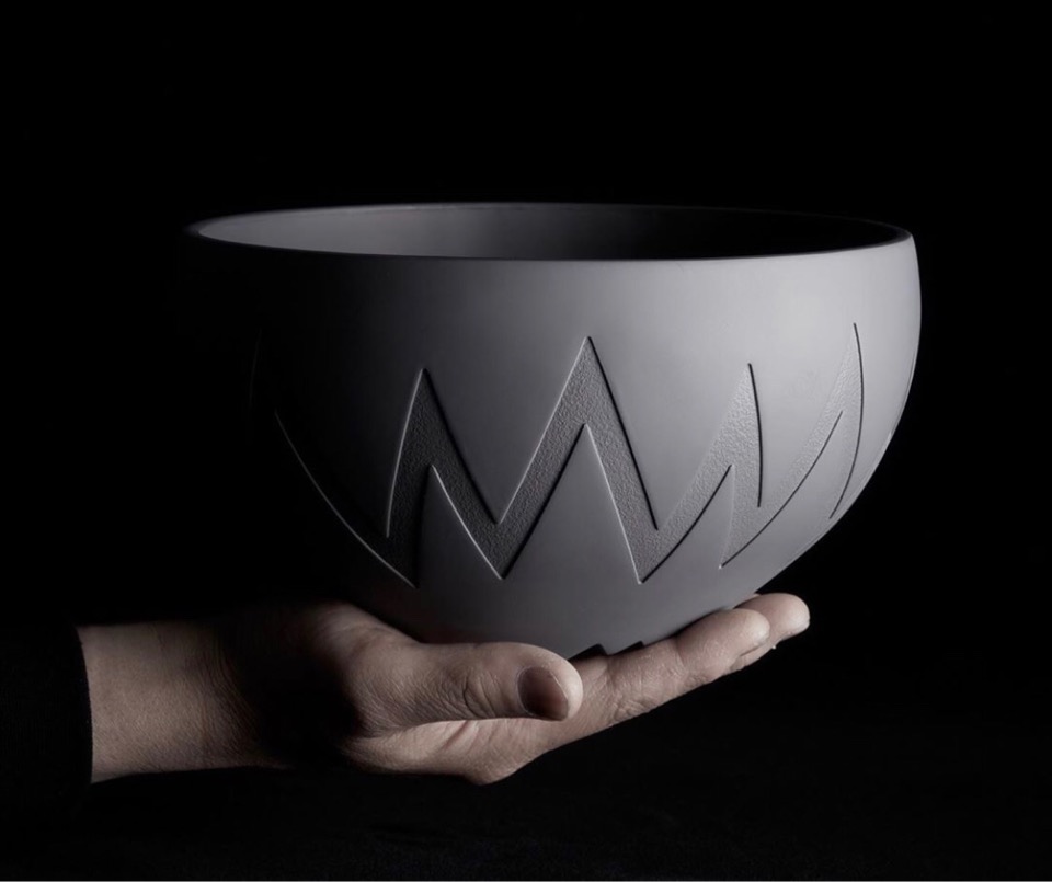 SRL × invisible ink.】コラボ鉢の新色マットグレーが5月4日に発売予定