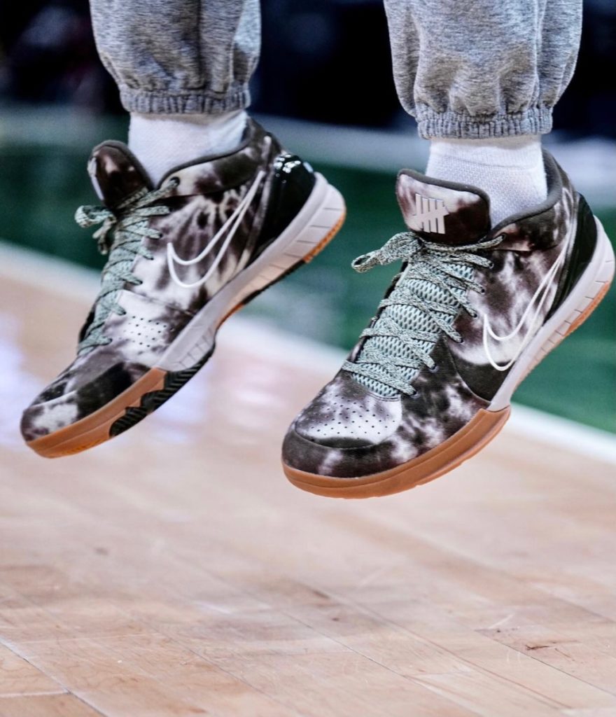 Nike × UNDEFEATED】Devin Bookerが未発表Kobe 4 Protro “Olive”を着用