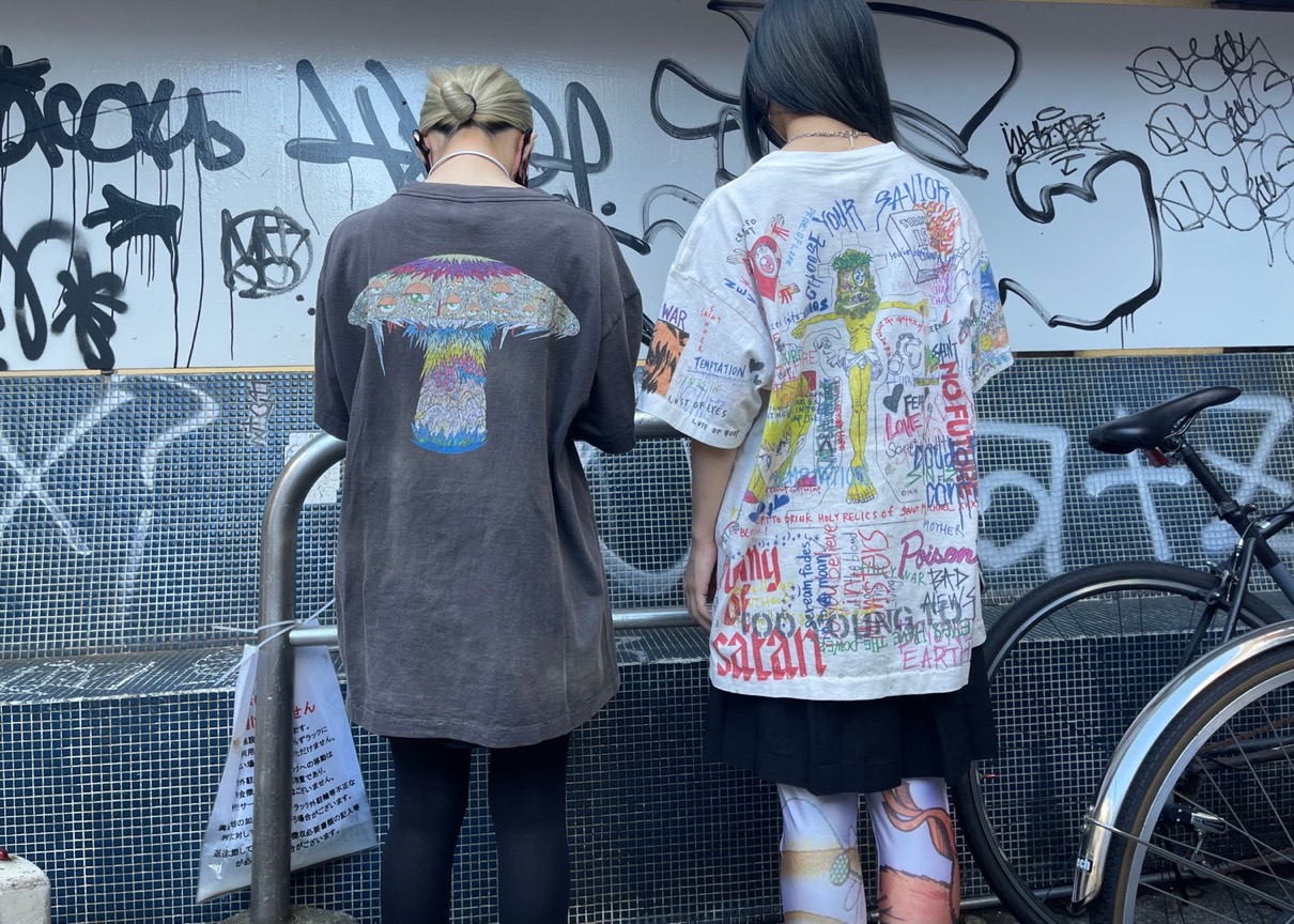 SAINT Mxxxxxx × 村上隆 コラボアイテムが国内10月25日に発売 | UP TO DATE