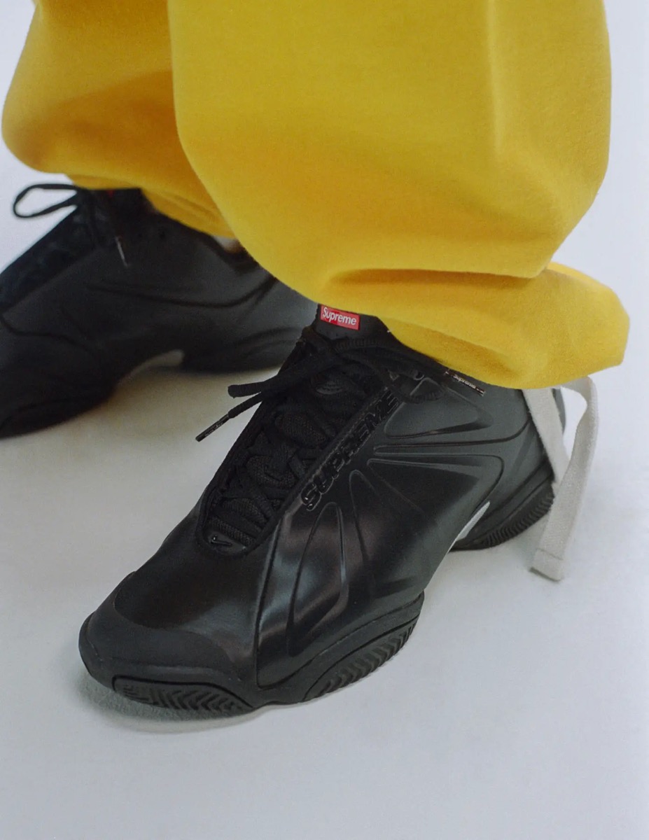 Supreme × Nike Air Zoom Courtpositeが23FW Week9 国内10月21日に発売