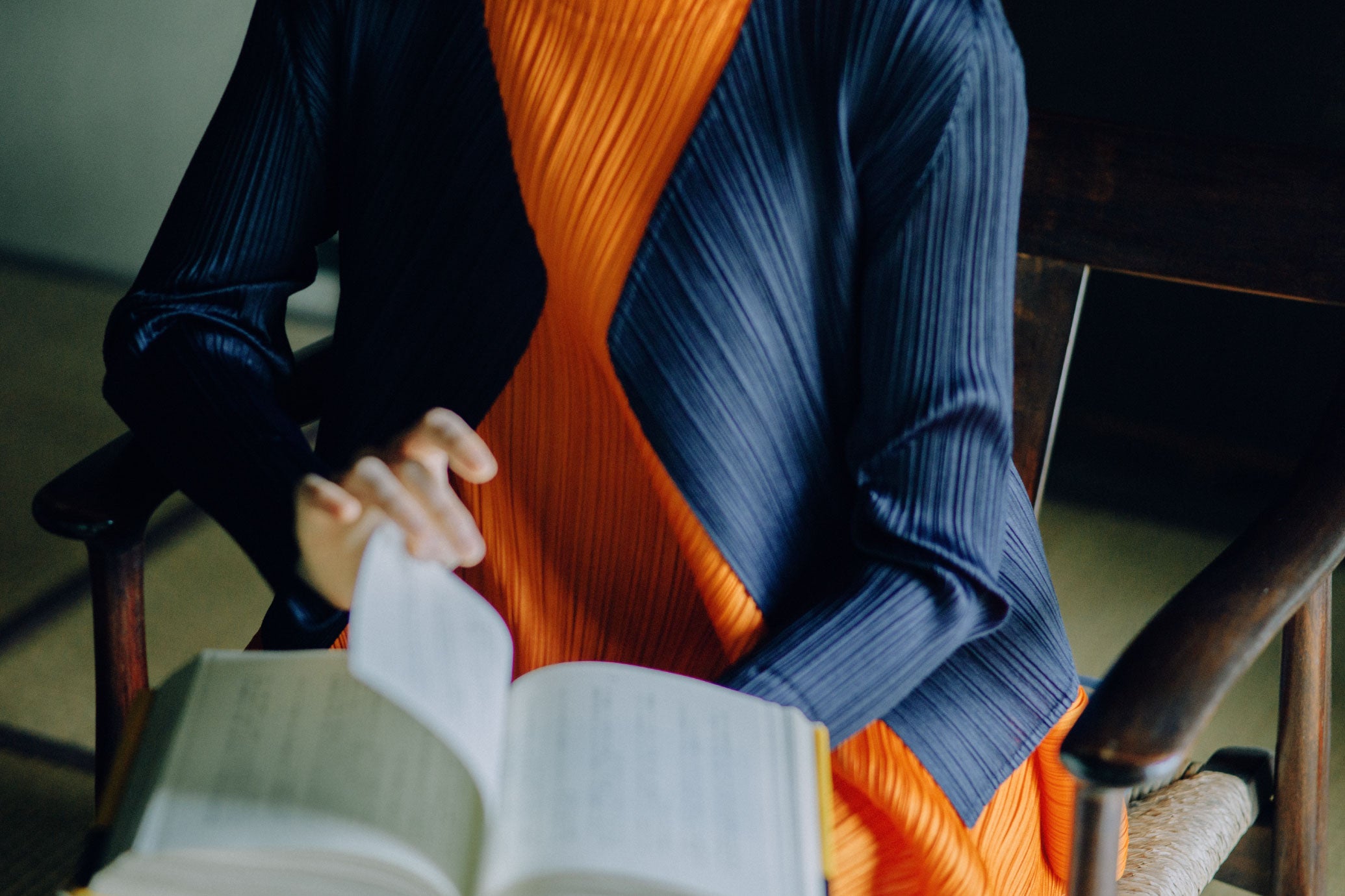 PLEATS PLEASE ISSEY MIYAKE A day in the life of Shuga with PLEATS