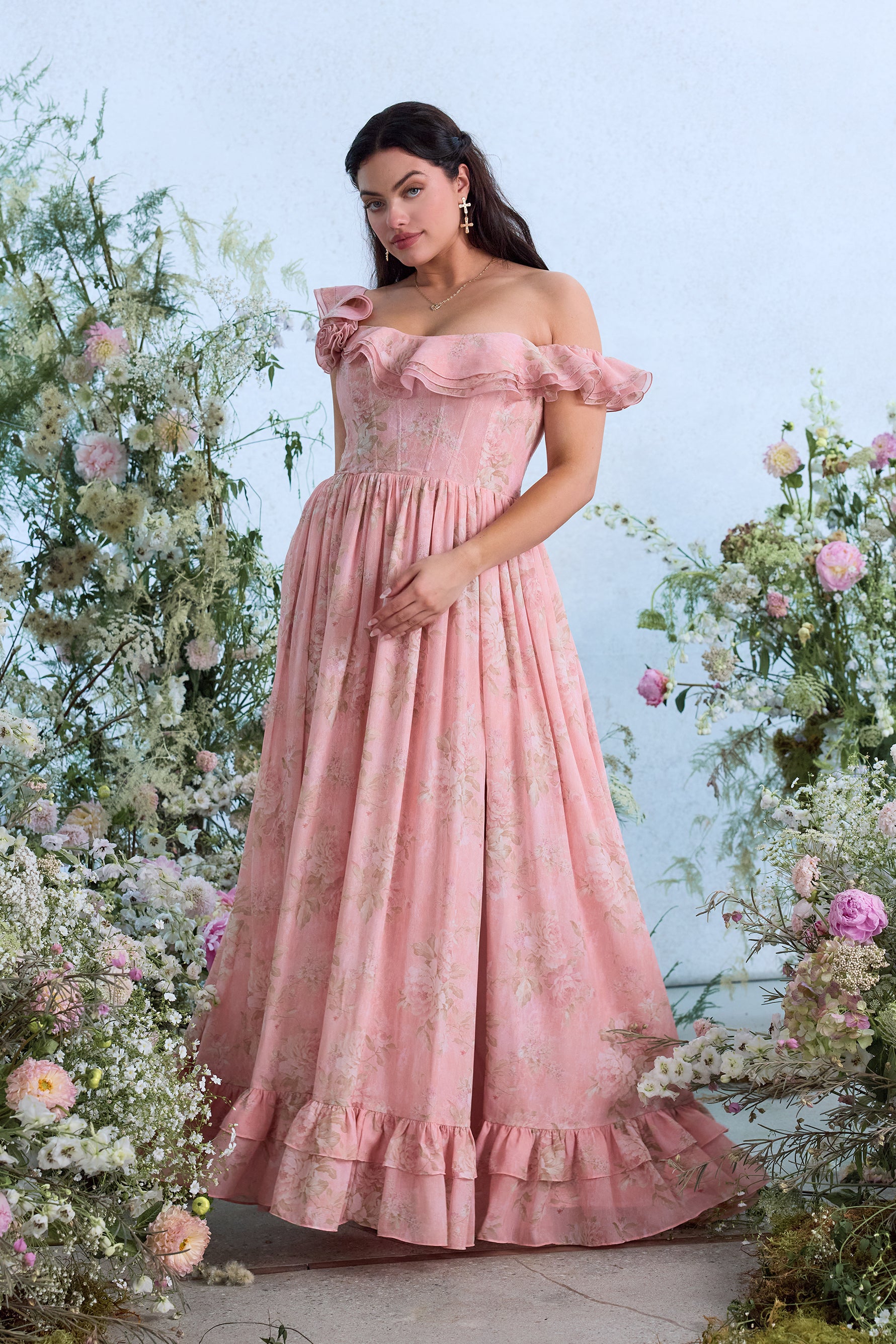 The Rosetta Dress in Light Pink Tapestry Rose – V. Chapman
