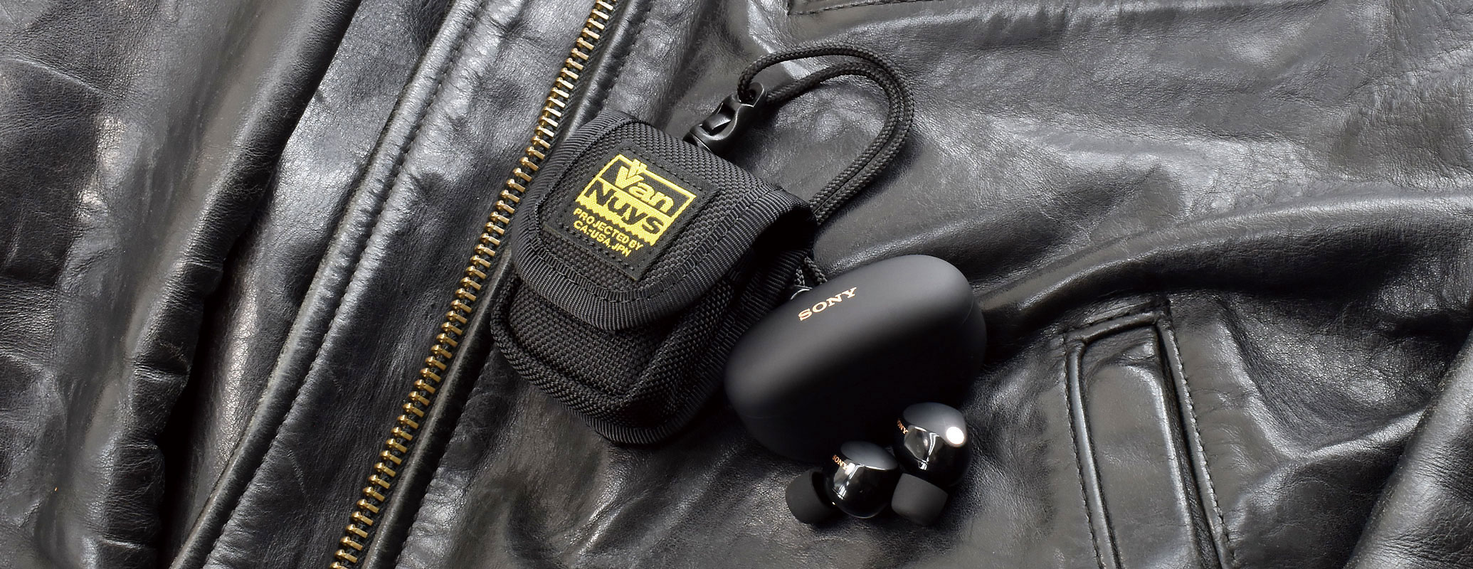 E503：SONY WF-1000XM5用キャリングケース | バンナイズ | 鞄は