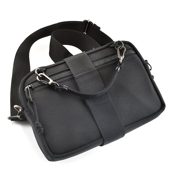 E564：ポータブルオーディオ用 仕切りとバックル付きファスナーサブ