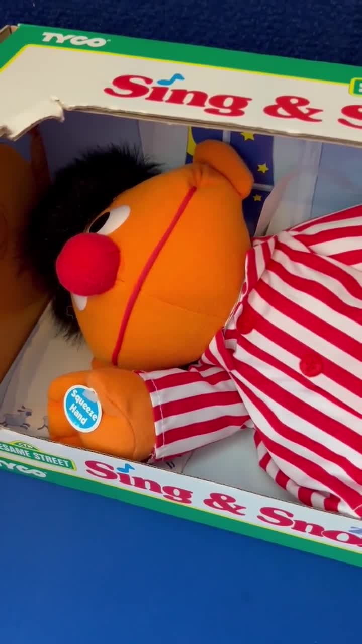 Vintage Sesame Street Sing & Snore Ernie Doll by Tyco New in Box