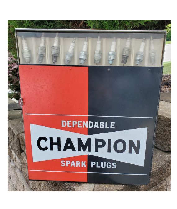1959 CHAMPION SPARK PLUG GAS STATION DISPLAY CABINET - Vintage