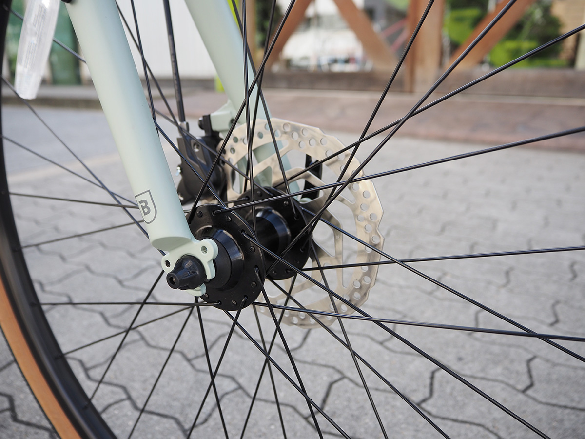 グラベル×フラットバー【BREEZER DEXTER】走る楽しさを詰め込んだ一台