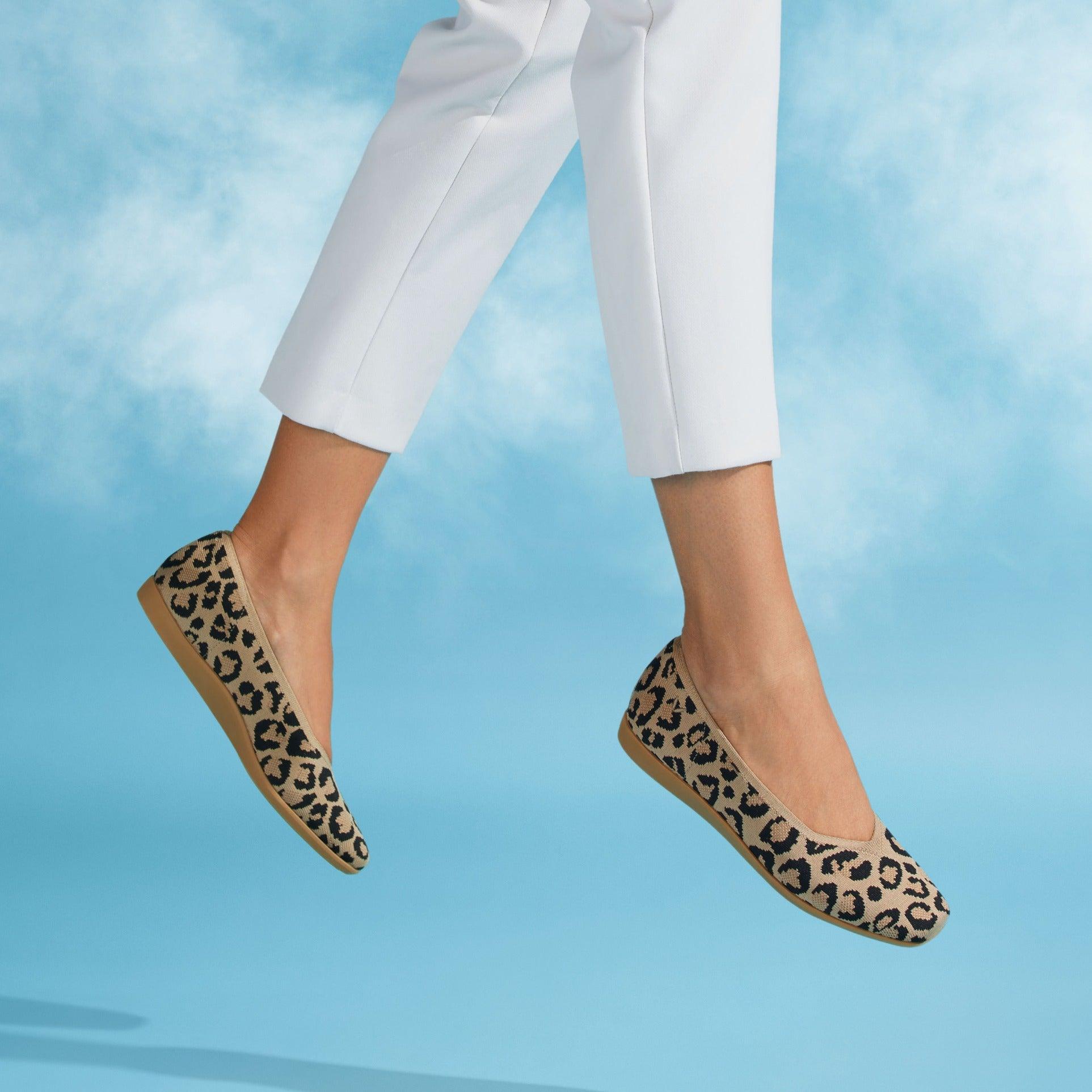 Margot™ Walker] スクエアトゥ 超軽量 厚底 フラットシューズ – VIVAIA