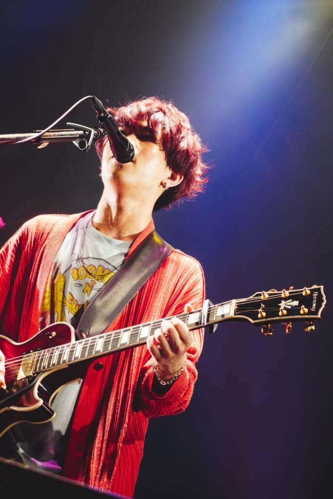 路上ライブで話題のシンガーソングライター、きゃない 初の東京・大阪