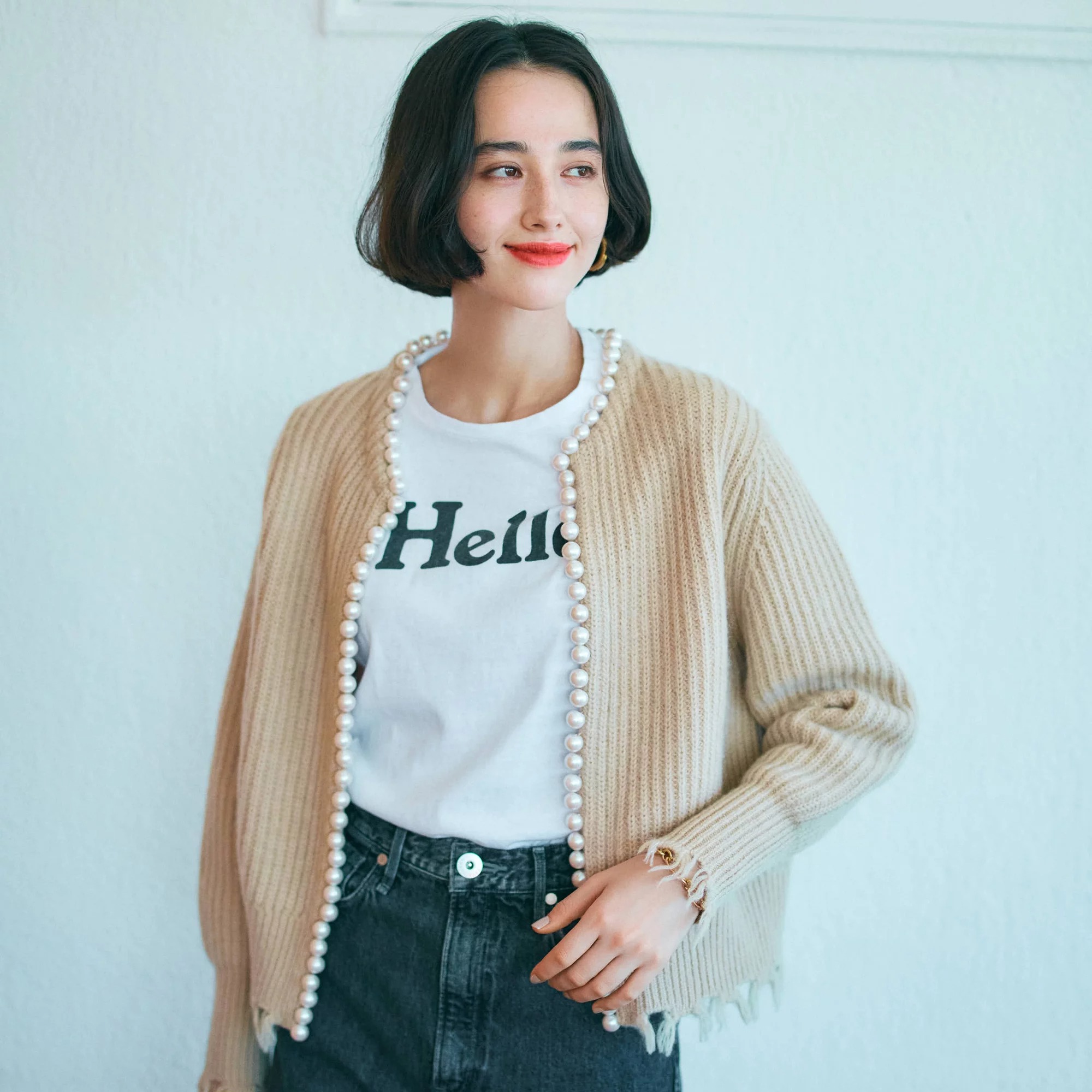 レビュー4.6の高評価！売れに売れてる「大人気パールカーディガン」を