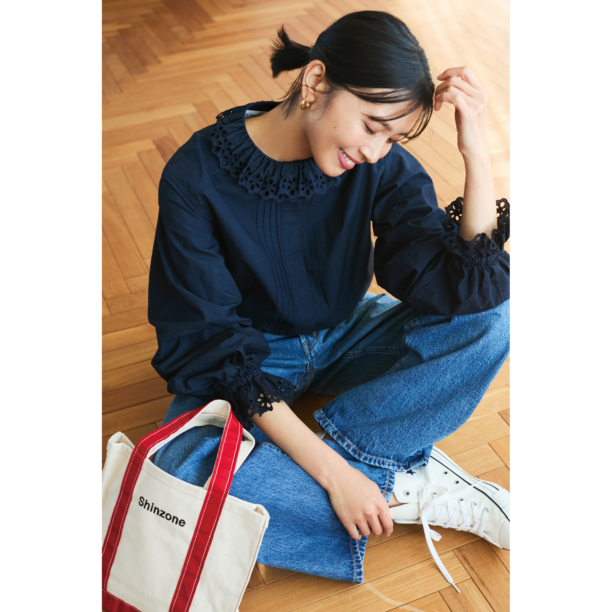 THE SHINZONEのレースカラーブラウス【STANDARD BOOK 2024Spring