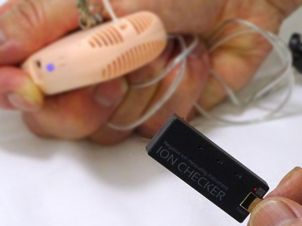 高性能マイナスイオン測定器AW-IONCHECKER イオンチェッカー