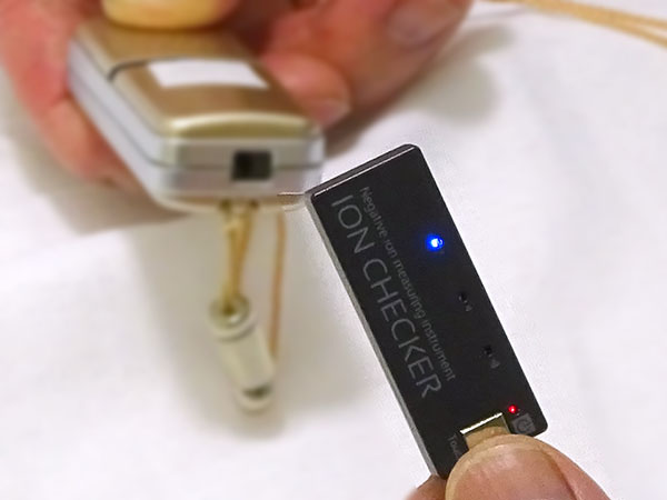 高性能マイナスイオン測定器AW-IONCHECKER イオンチェッカー