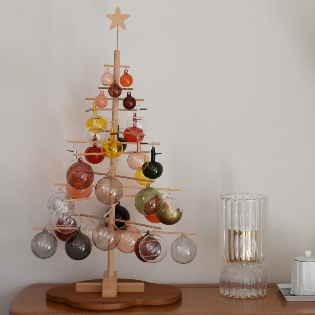 IITTALA 】クリスマスツリーにサンボールを飾り付けました【 Sun ball