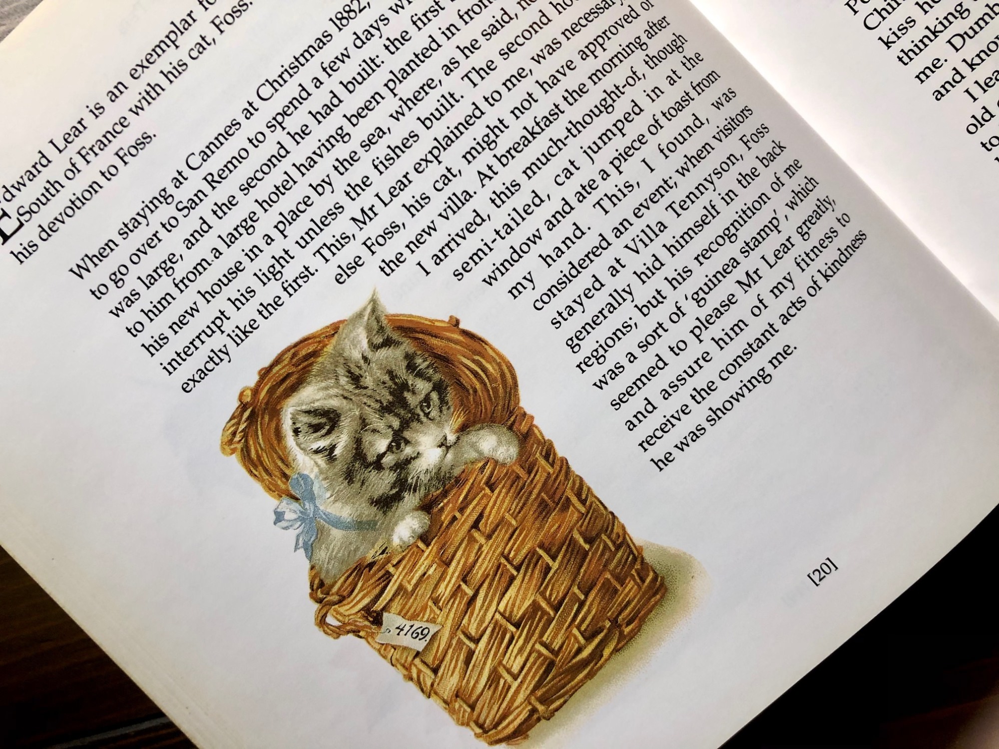 The love of Cats: The “Daily Telegraph” Anthology of Cats（英語