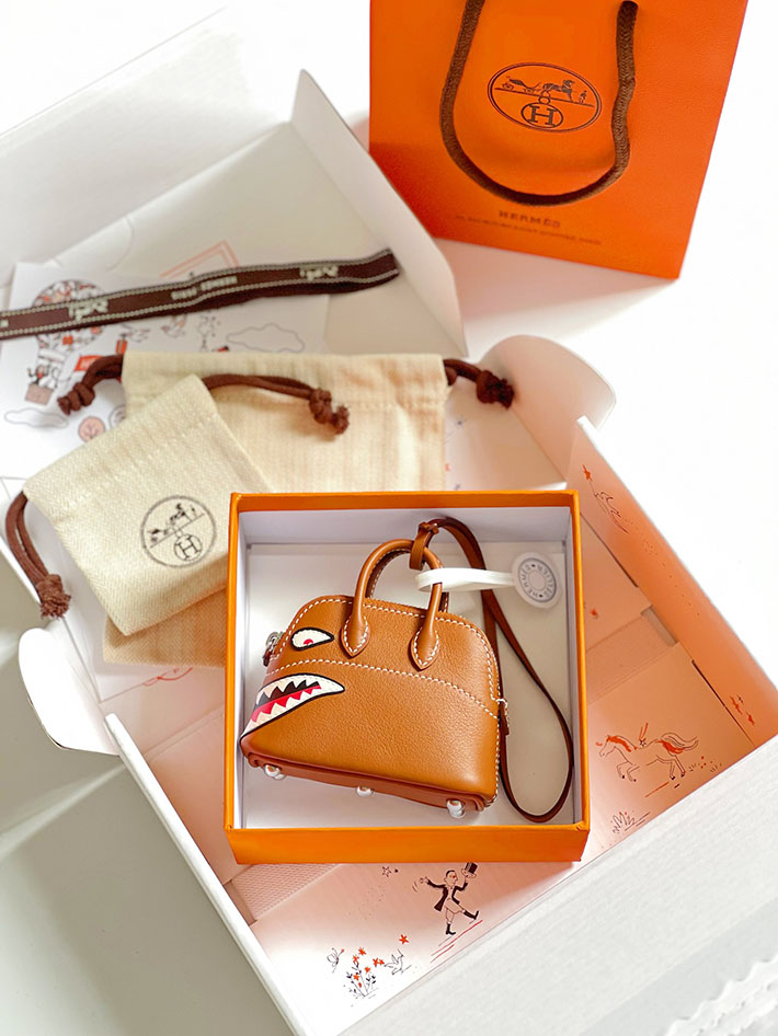 エルメス ボリードシャーク チャーム マルチカラー スイフト シルバー