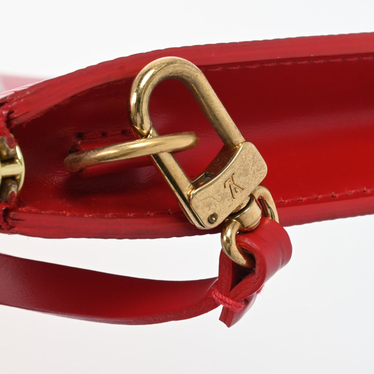 ルイ ヴィトン エピ ポシェット アクセソワール カスティリアンレッド