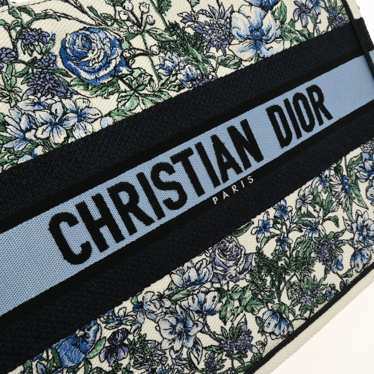 ディオール ブックトート ミディアム フラワーモチーフ マルチカラー