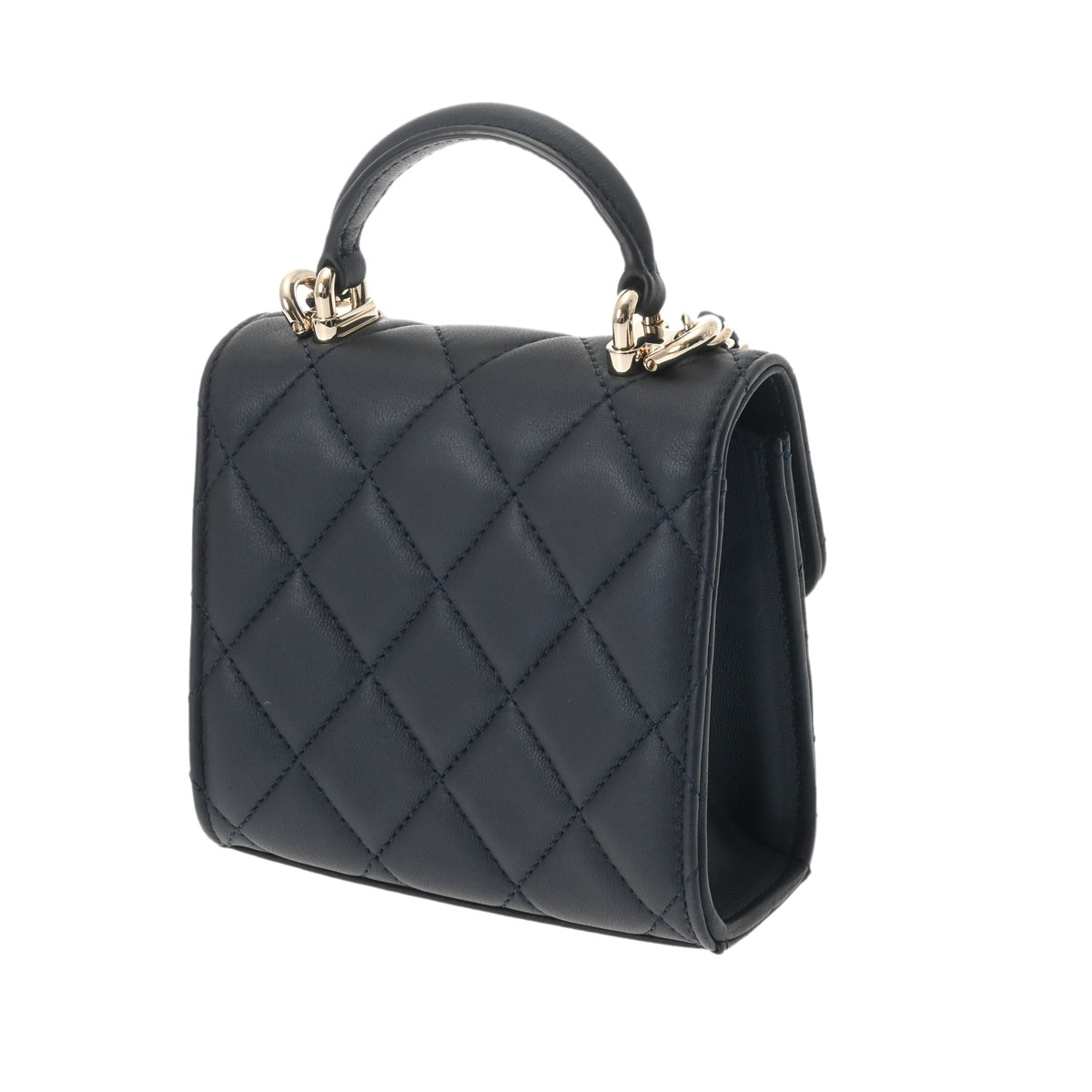 シャネル マトラッセ チェーンクラッチ ネイビー AP2682 ラムスキン