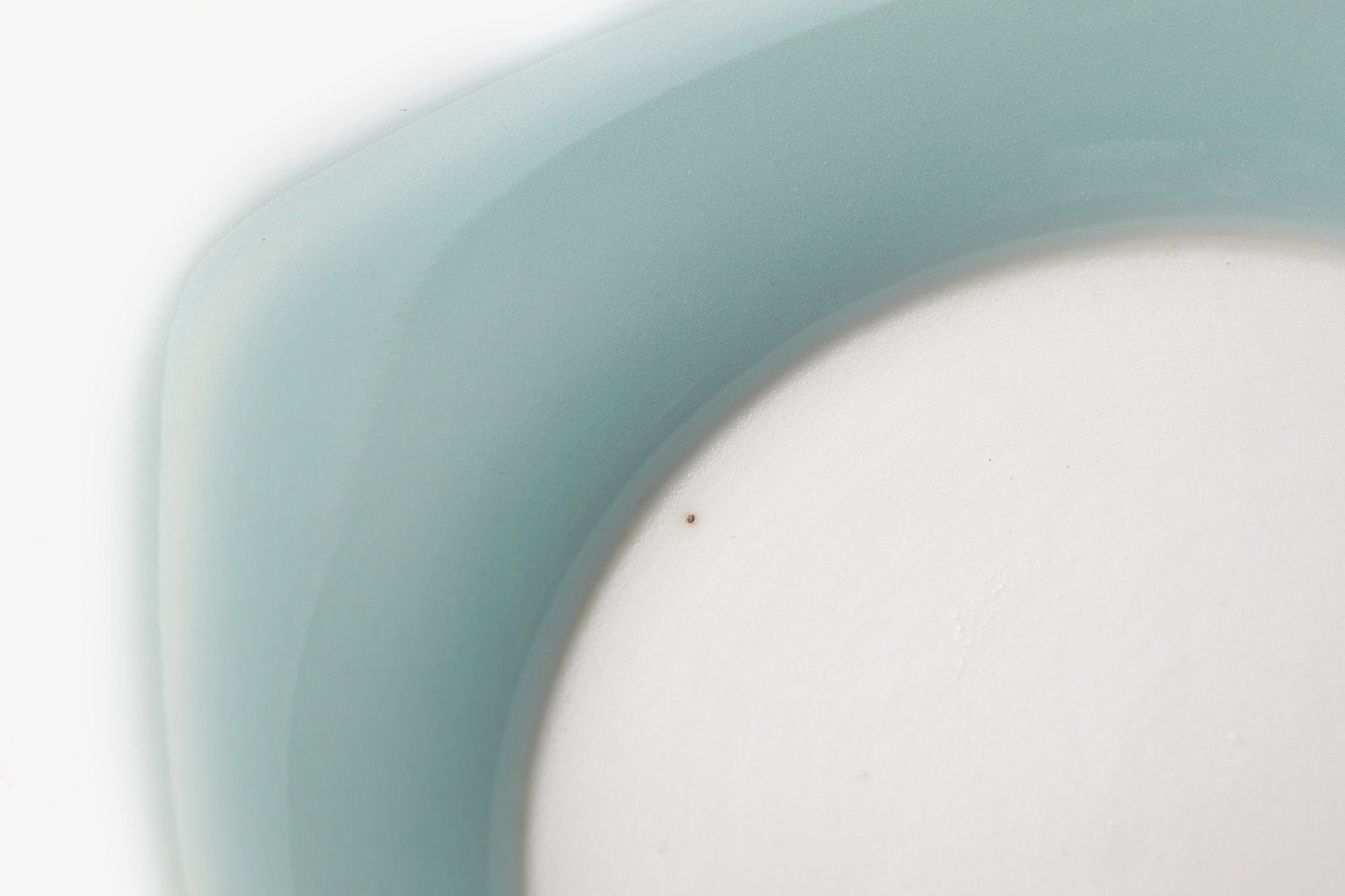 乙なもの】鍋島青磁 茶托｜鍋島虎仙窯