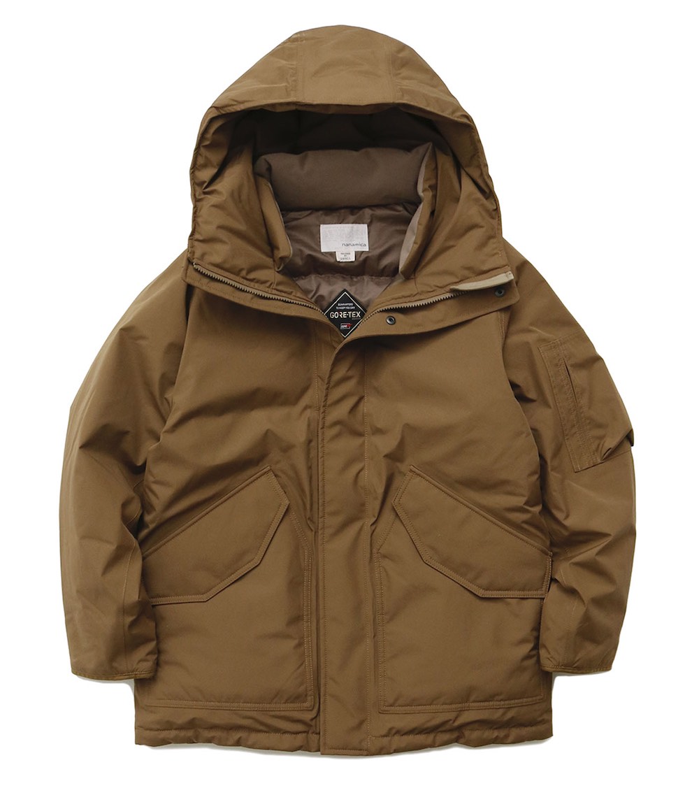 ゴアテックス×光電子ダウンで鬼に金棒な、ナナミカのハイスペック