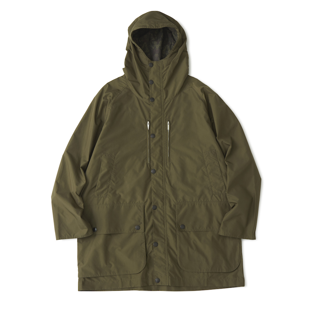 バブアー×ホワイトマウンテニアリング。冬コーデに個性をプラスする