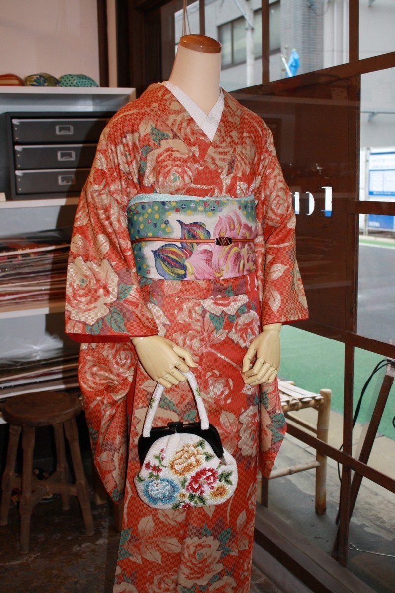 銘仙（めいせん）の関東五大産地の一つ「八王子」で、町おこしの一環