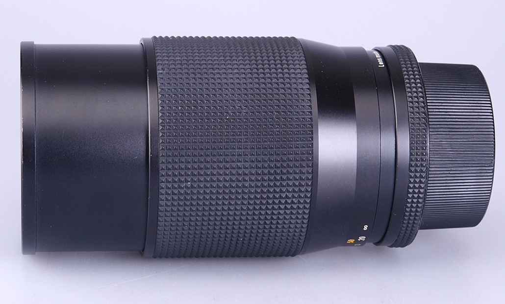 Contax Carl Zeiss Sonnar 135mm F2.8 lens MF. (Contax / Yashica