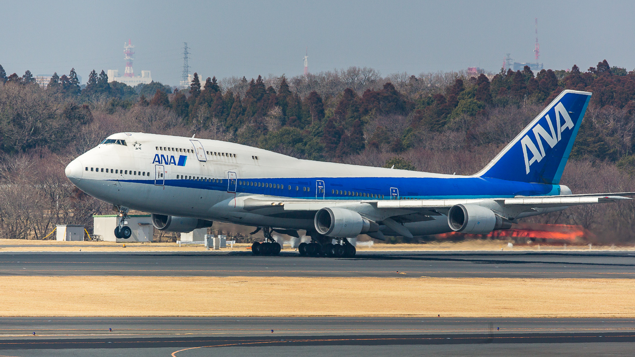 ANA最後のボーイング747。さよならフライトで成田空港からカッコよく