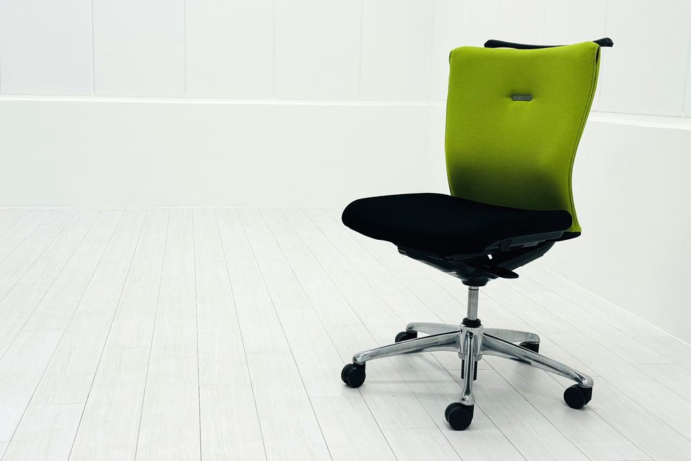 フィーゴチェア 中古 オカムラ グリーン | 中古オフィス家具専門店の