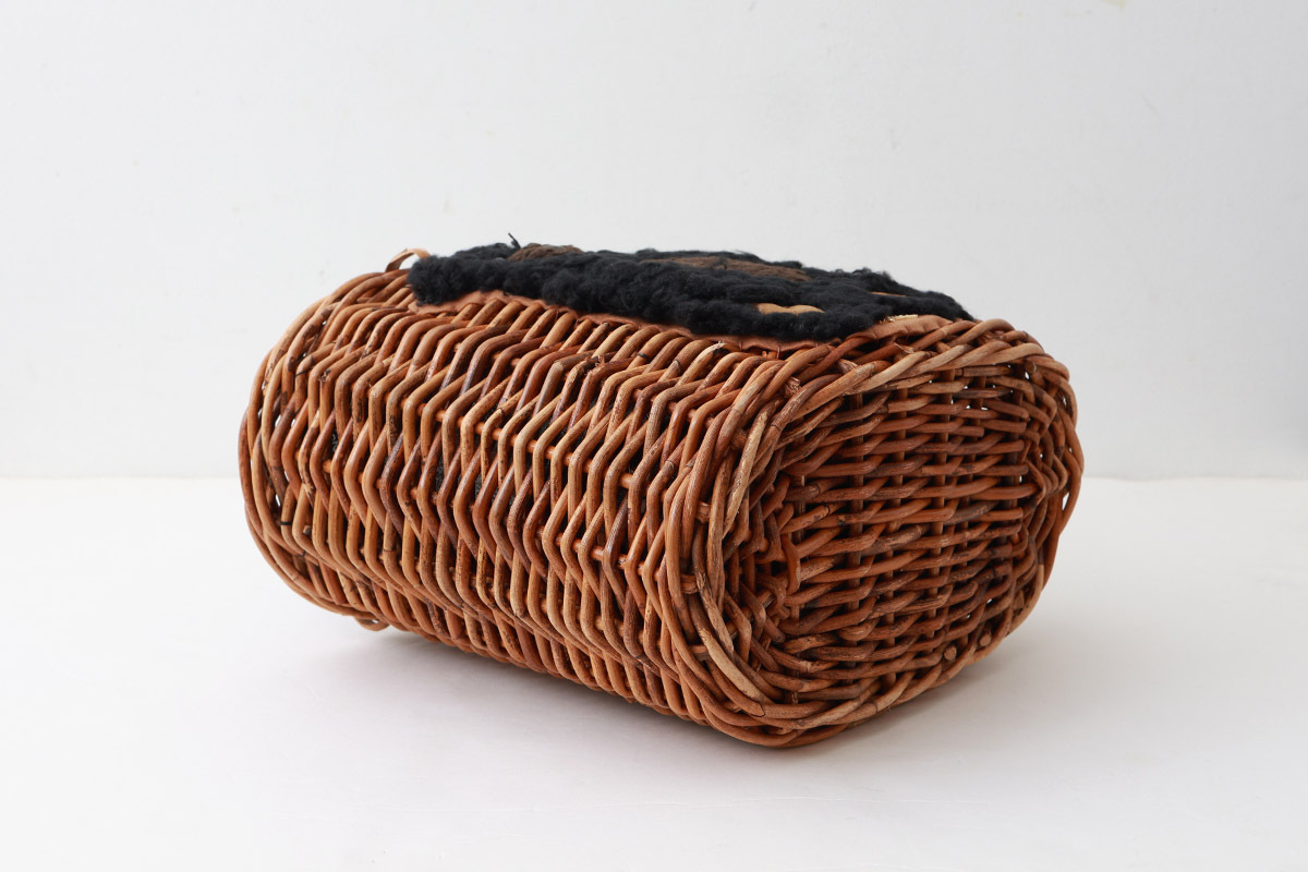 MUVEIL ミュベール クマカゴバッグ