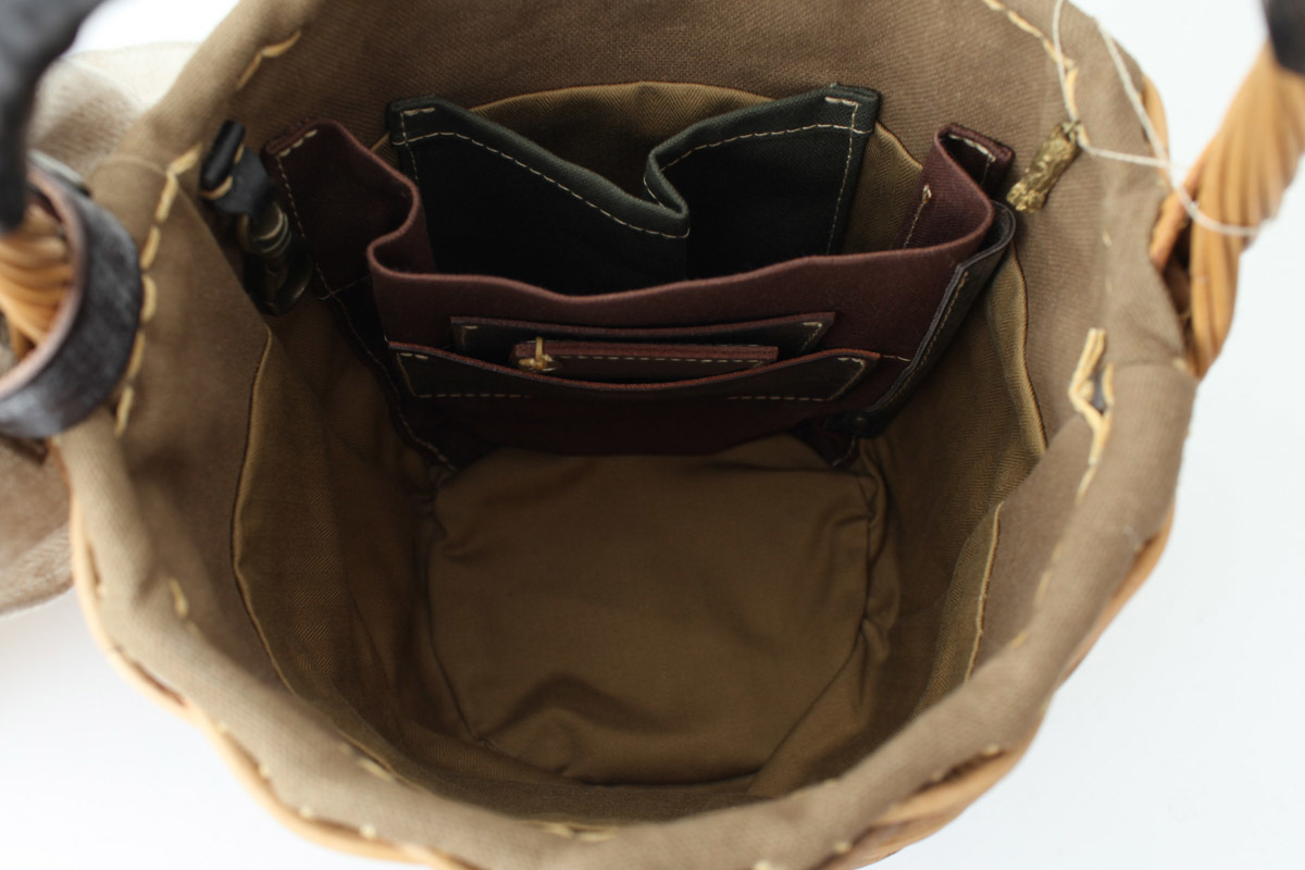 ebagos エバゴス ブライドル バケツ・M・バスケット