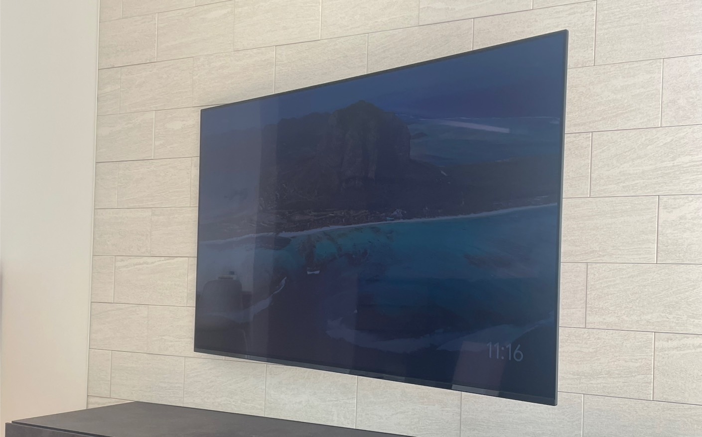 ソニー純正壁掛け金具 BRAVIA SU-WL850：テレビ壁掛け工事｜福岡で