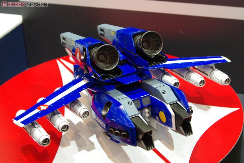 VF-1J スーパーバルキリー `マックス/ミリア` w/反応弾 (プラモデル