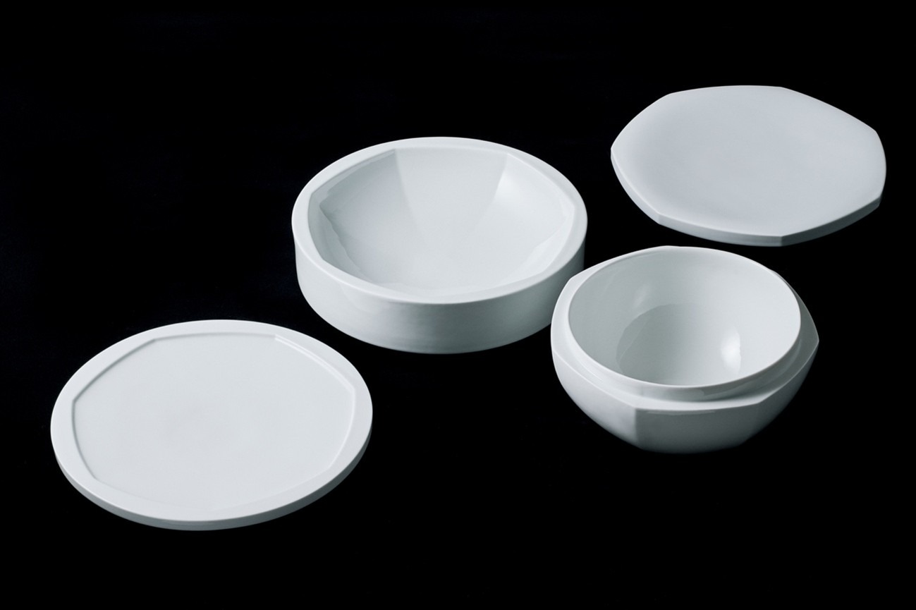 水玉の酒器「ふらっとぐい飲み」 | 224porcelain