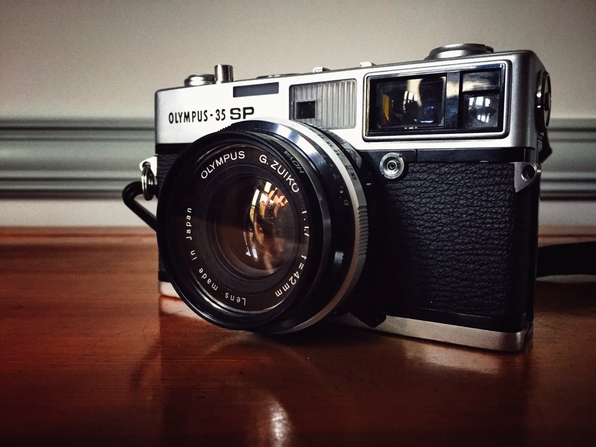 5 Frames with An Olympus 35SP Rangefinder - By Julian Higgs - 35mmc