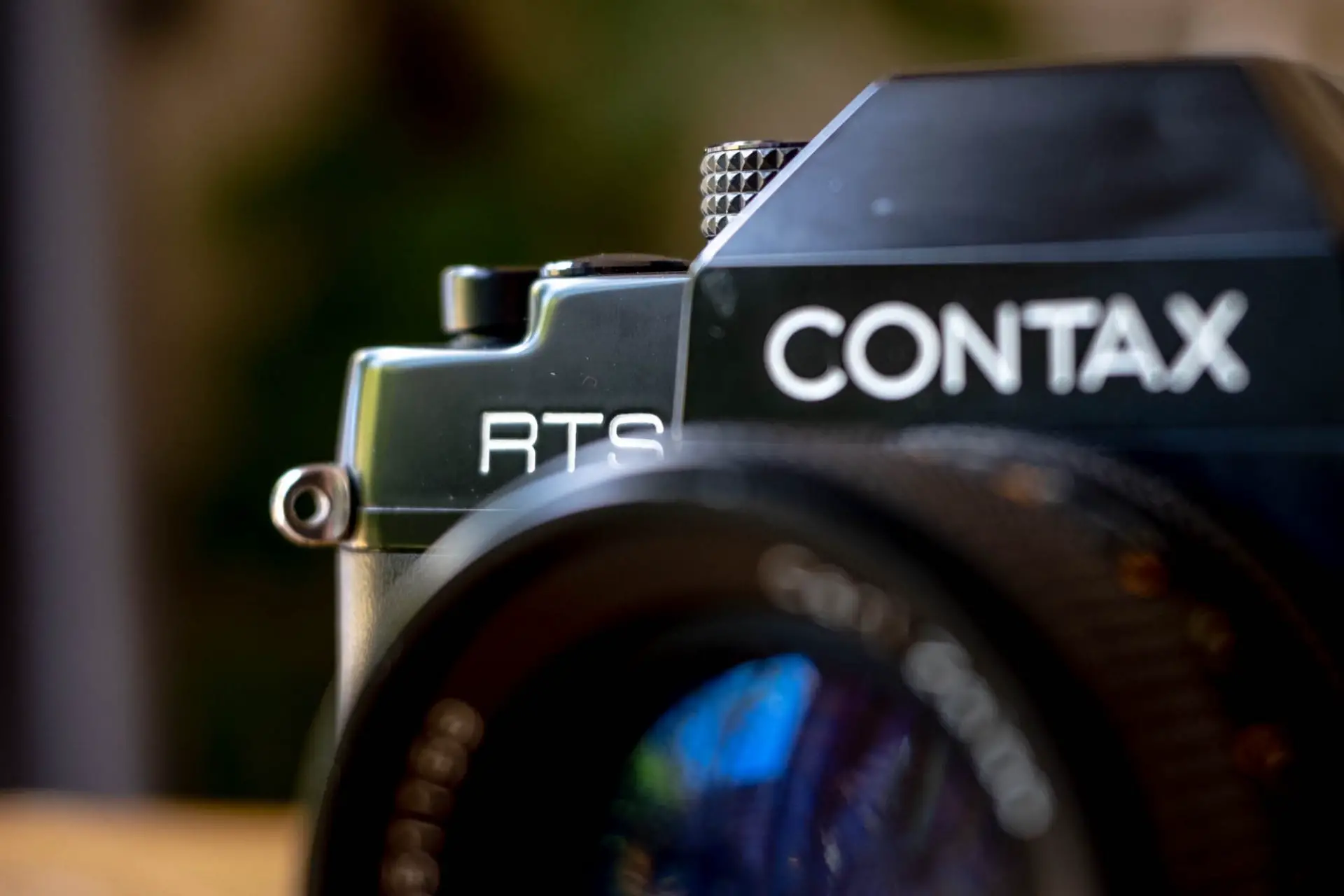 Contax RTS Review - Second Time Lucky - 35mmc