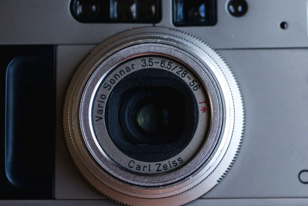 Contax TVSii - a review with a few comparisons to the T2 - 35mmc