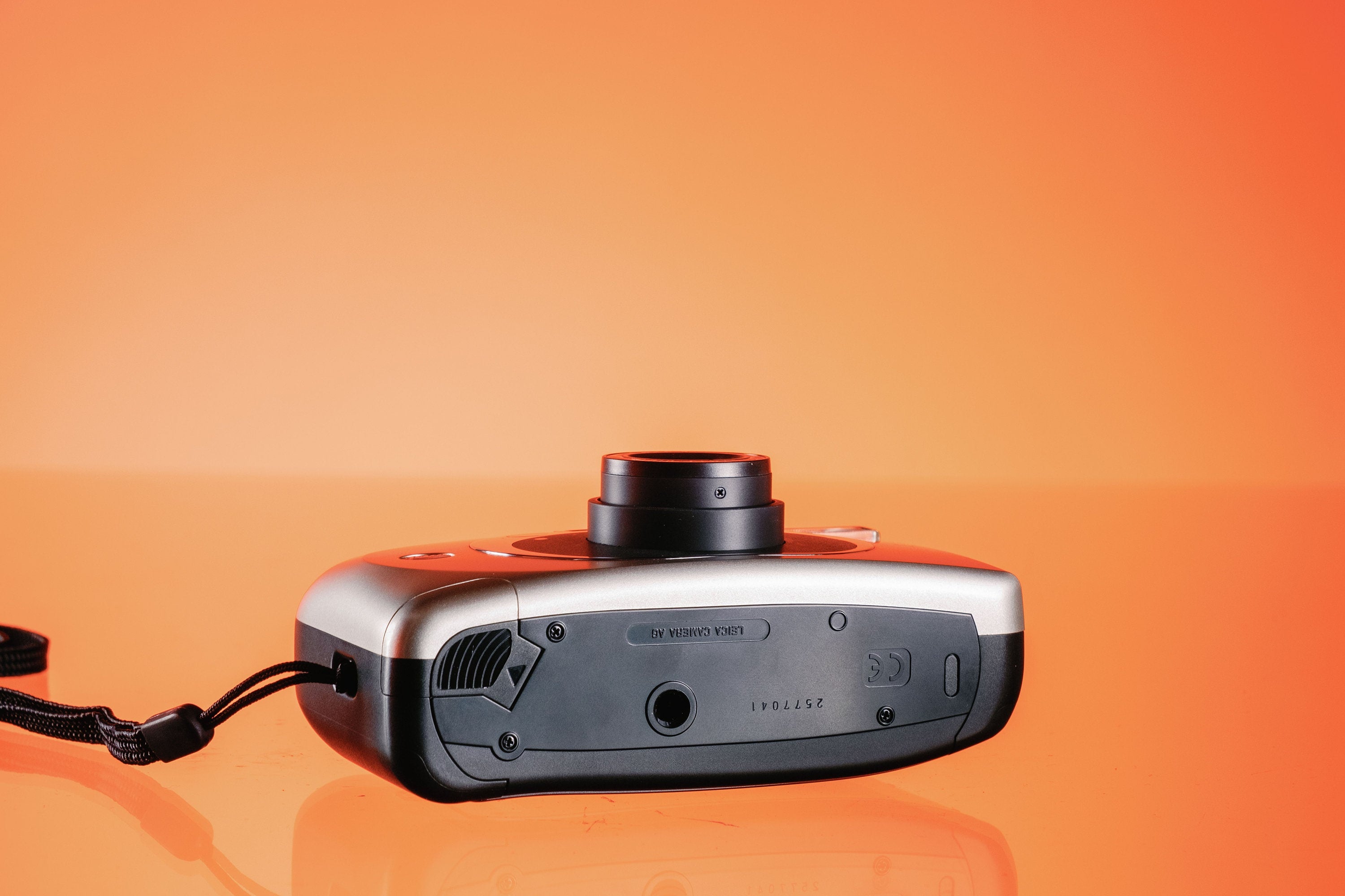 Leica Z2X Databack 35mm Point and Shoot Film Camera New