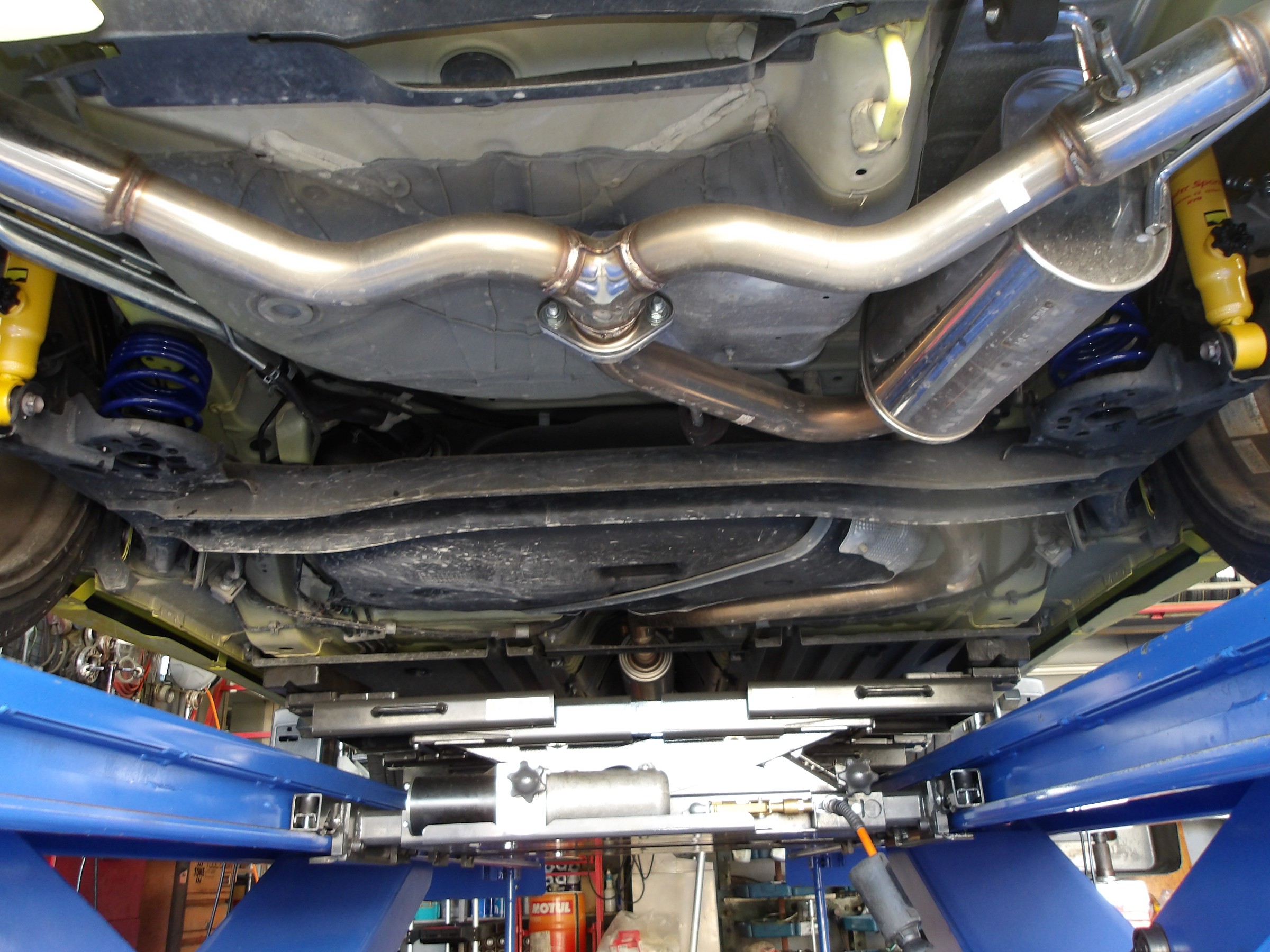 スイフトスポーツ（ZC33S）KYB製「ローファースポーツプラスL・H・S