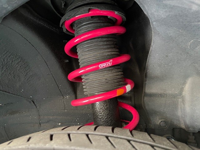 86（ZN6） × STIコイルスプリング | トヨタ 86（ZN6） 足まわり