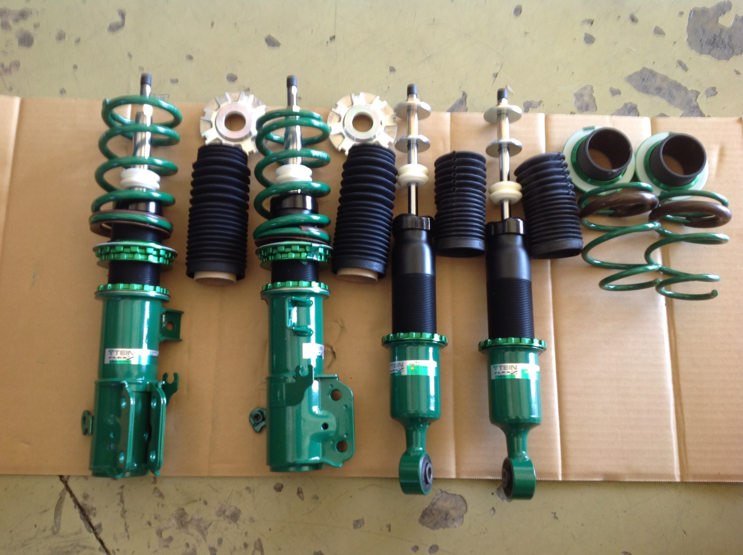 HA36Sアルトワークスさん、TEIN FLEX Z 車高調装着です ♪ | スズキ