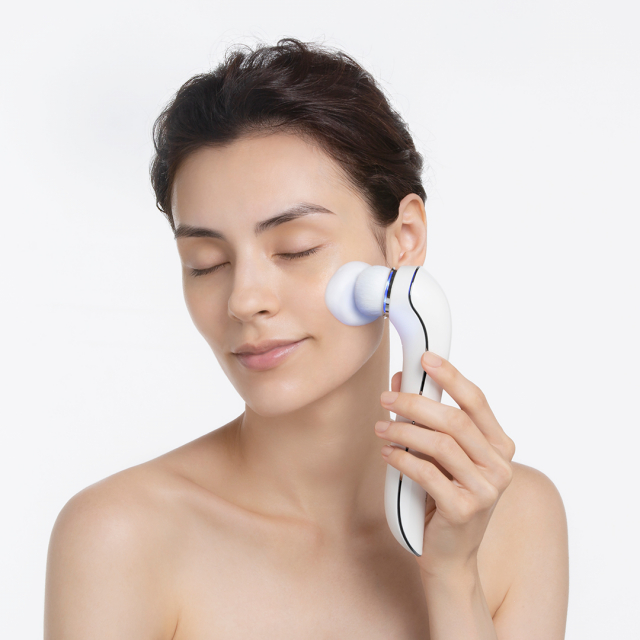 ReFa リファ クリア 電動洗顔ブラシ オススメ洗顔ブラシはこれ