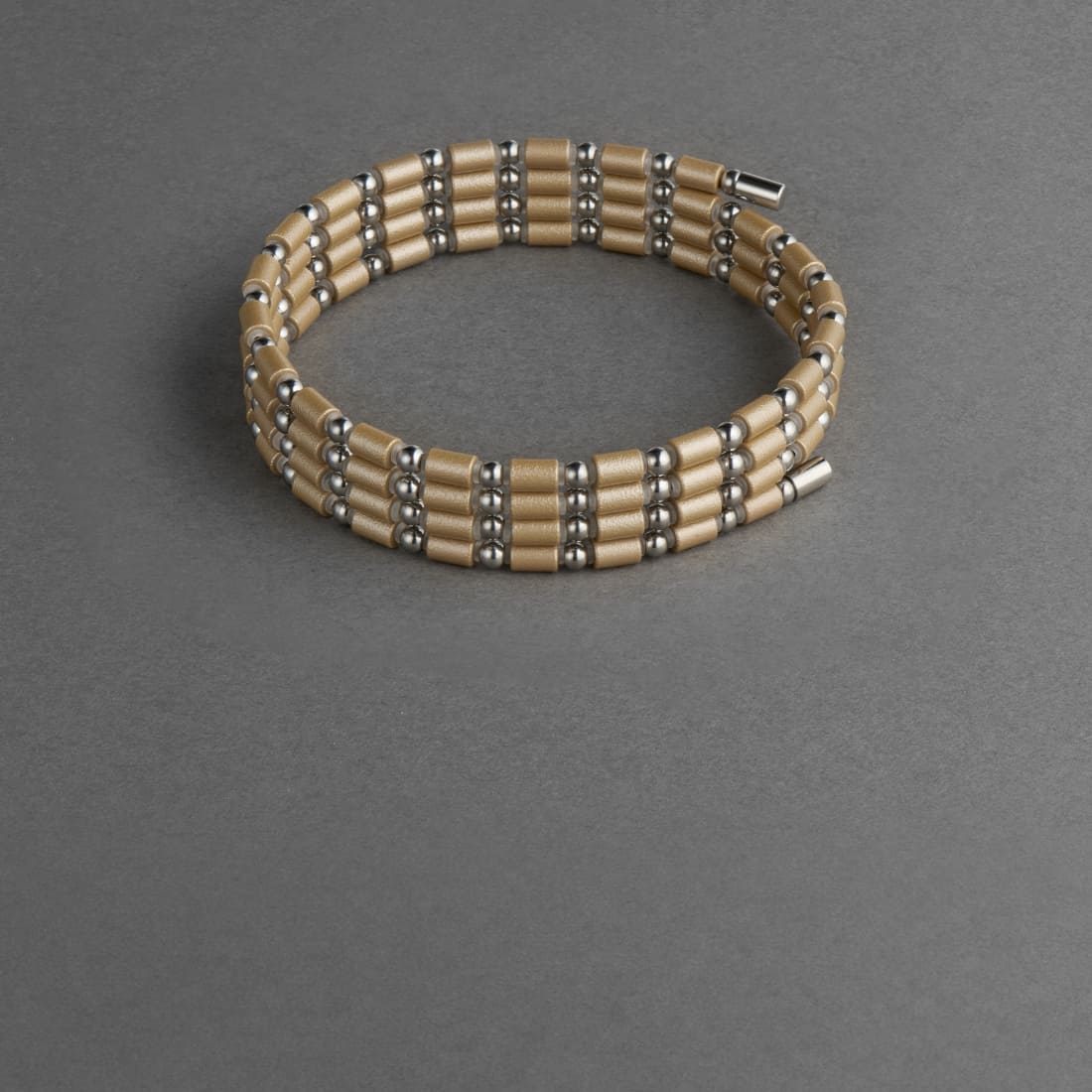 コアフォースループ シャンパンゴールド - コアフォース（COREFORCE