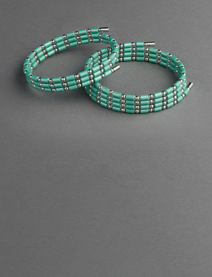 製品ラインナップ｜体幹を整えるボディケアスポーツネックレス