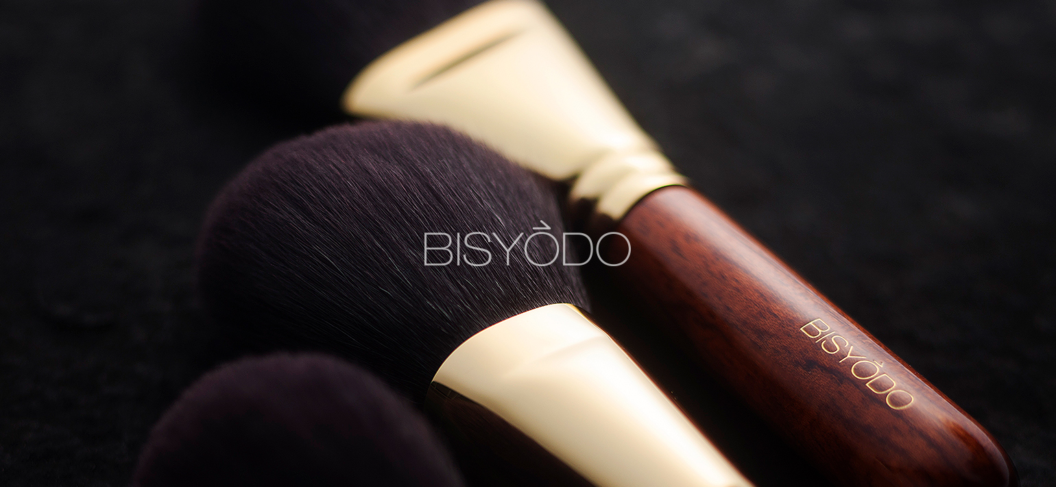 フィニッシングパウダーブラシ | 化粧筆（メイクブラシ）のウエダ美粧堂
